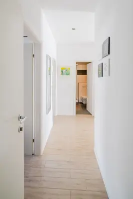 Crikvenica, luksuzna kuća, 4 apartmana, bazen, parking, vrt, garaža - 19