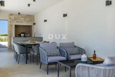 Villa 264 m², Brtonigla - heated pool and jacuzzi - 22