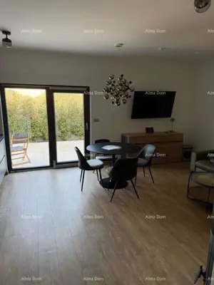 Moderner, voll ausgestatteter Wohnraum mit eigenem Pool, Garten und Parkplatz, Pula! - 2