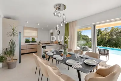 Haus zum Kauf in Motovun, 255,6 m² - 12
