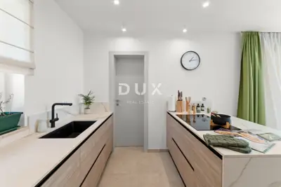 Haus zum Kauf in Motovun, 255,6 m² - 16
