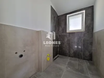 House 170 m², Buje - pool and summer kitchen - 16