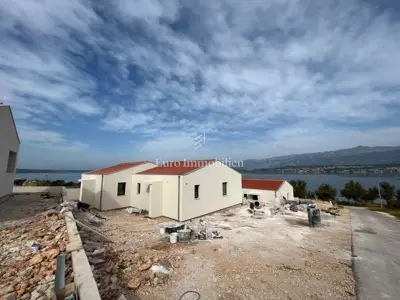 Kuće u nizu s pogledom na more, Novigrad-Dalmacija - 12