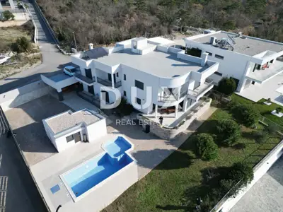 CRIKVENICA - Großzügige Villa mit atemberaubendem Panoramablick auf das Meer! - 9