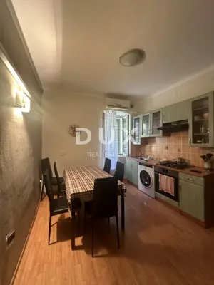 RIJEKA, CENTAR - 2-room apartment with a courtyard, neat and move-in ready - 2