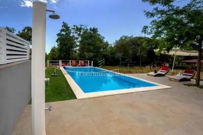 Stan u prizemlju s velikim vrtom i bazenom - Poreč - 5