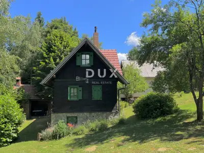 2 Häuser 163 m², Hlevci, Skrad - 2 Grundstücke 2.869 m² - 4