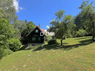 2 Häuser 163 m², Hlevci, Skrad - 2 Grundstücke 2.869 m² - 3