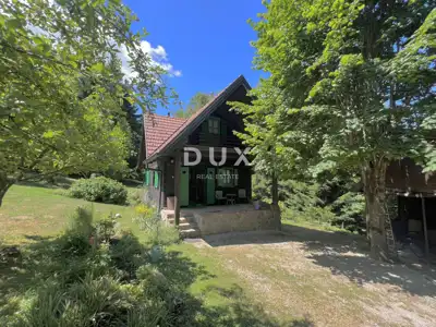 2 Häuser 163 m², Hlevci, Skrad - 2 Grundstücke 2.869 m² - 6