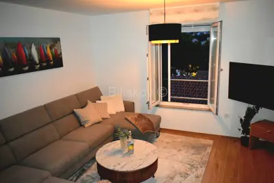 Wohnung 59 m², Okrug Gornji, 50 m vom Meer und Meerblick - 9
