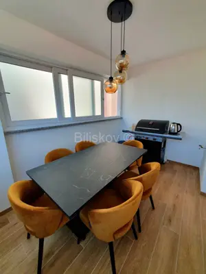 Wohnung 59 m², Okrug Gornji, 50 m vom Meer und Meerblick - 2