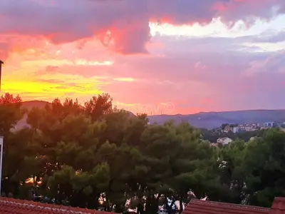 Wohnung 59 m², Okrug Gornji, 50 m vom Meer und Meerblick - 4