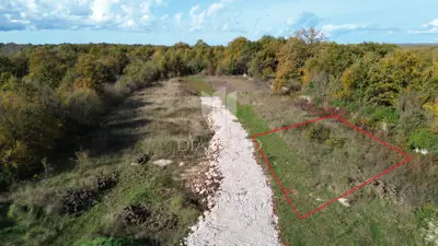 Building plot 699 m², Svetvinčenat - flat and regular