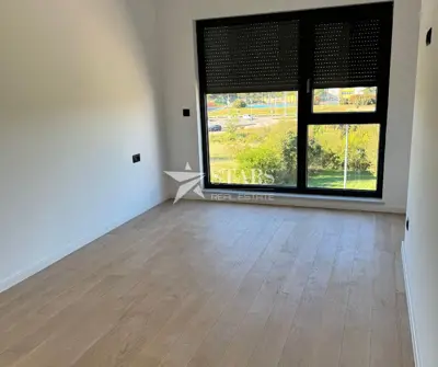Stan 108 m², Umag - pogled na more i 3 balkona - 6