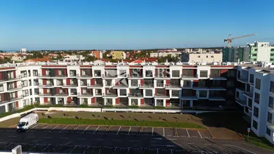 Stan 108 m², Umag - pogled na more i 3 balkona