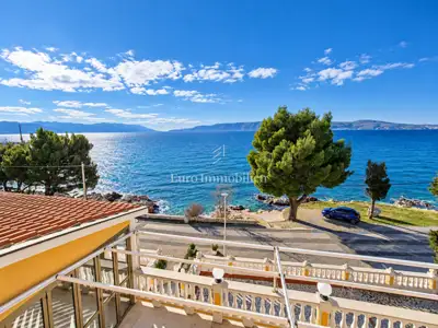 House 420 m², Novi Vinodolski - first row to the sea - 6