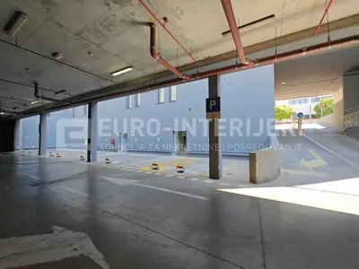 Gewerbeimmobilie zur Miete in Trstenik, 148 m² - 12