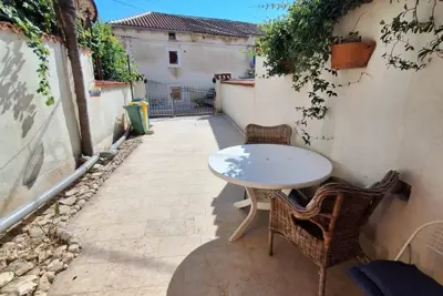 Kuća 120 m², Ližnjan centar, mirna lokacija - 10
