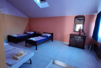 Kuća 120 m², Ližnjan centar, mirna lokacija - 3