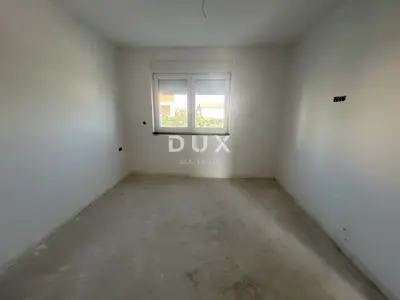 Stan 96 m², Vodice - 2 spavaće sobe, 2 kupaonice - 13
