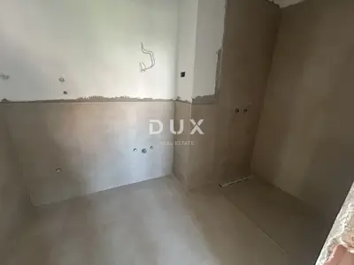 Stan 96 m², Vodice - 2 spavaće sobe, 2 kupaonice - 12