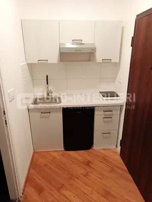 Stan 20 m², Trešnjevka - Sjever - novouređen i namješten - 5