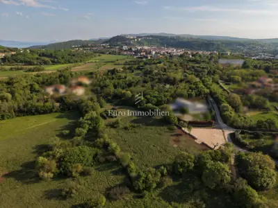 Građevinsko zemljište 1.018 m², Labin - blizu centra - 3