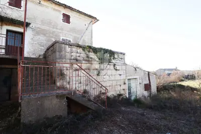 Stone house 200 m², Višnjan - for renovation - 3