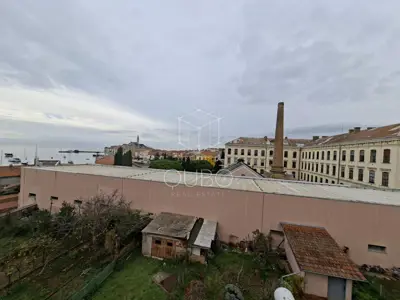 Stan 73 m², Rovinj - povijesna vila u centru - 18
