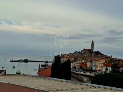 Apartment 73 m², Rovinj - historic villa in the center