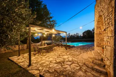 Kamena vila 110 m², Poreč okolica, bazen i pogled na more - 10