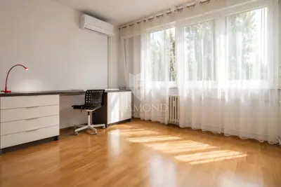 Stan, Srednjaci, 1. kat i balkon - 4