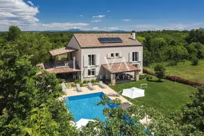 Istria, Vodnjan, luxury villa with pool and wellness area, 395 m² net
