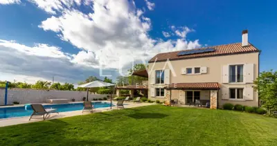 Istria, Vodnjan, luxury villa with pool and wellness area, 395 m² net - 22