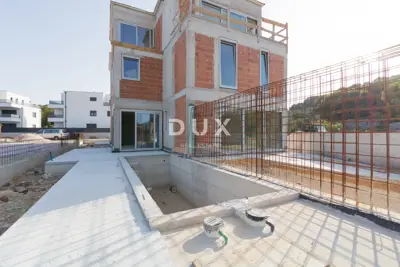 Murter, Podvrške, 3-sobni stan, 84,40 m², bazen - 6
