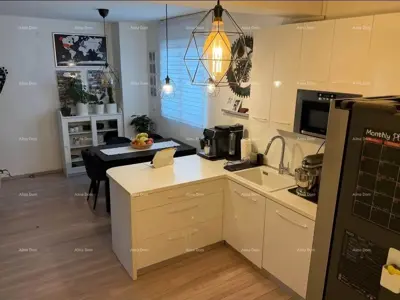 Geräumige Wohnung in Pula mit 2 Schlafzimmern und Parkplatz, nahe Zentrum und Strand - 3