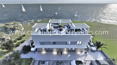 Kuća 135 m², Trogir - 50 m od mora i krovna terasa