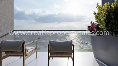 Kuća 135 m², Trogir - 50 m od mora i krovna terasa - 6