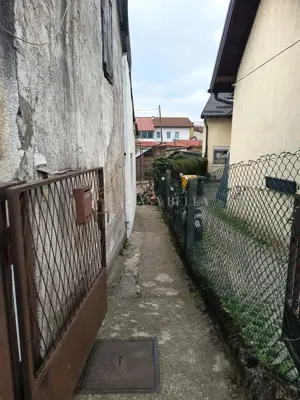 Wohnung 55 m², Trešnjevka - Sjever, renovierungsbedürftig - 12