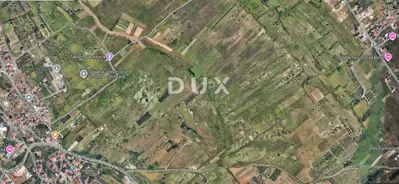 Land 3,561 m², Crno near Zadar - regular shape
