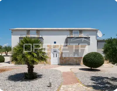 Brač, Milna - imanje na 10 000 m², investicijska prilika - 16