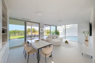 Vila 126 m², Umag - pogled na more i privatni bazen - 14