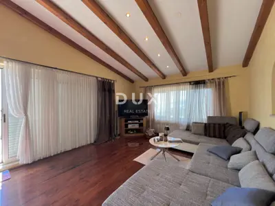Villa 376 m², Volosko - pool and sea view - 13