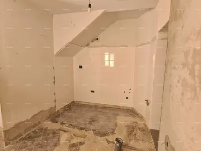 Gewerberaum 34 m², Fažana, neu renoviert - 6