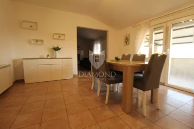 House 240 m², Barban - spacious yard near the sea - 19