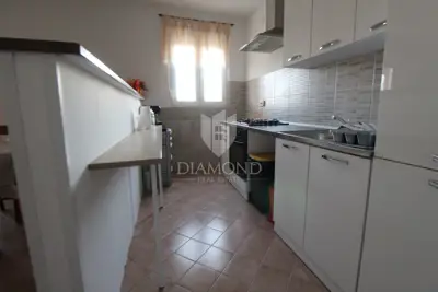 House 240 m², Barban - spacious yard near the sea - 6