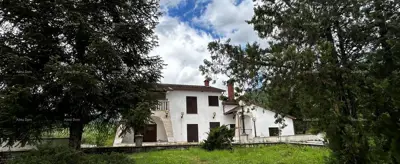House 400 m², Gradinje - plot 2,500 m²