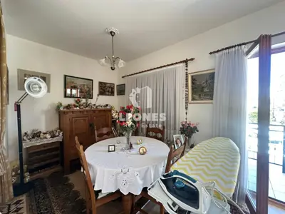 House in Novigrad, sea view and three apartments - 13