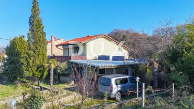 Haus 370 m², Dobrinj - ruhige Lage und neues Dach