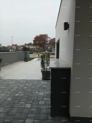 Moderna vila za odmor u zatvorenom kompleksu sa vilama na samoj obali mora. - 2